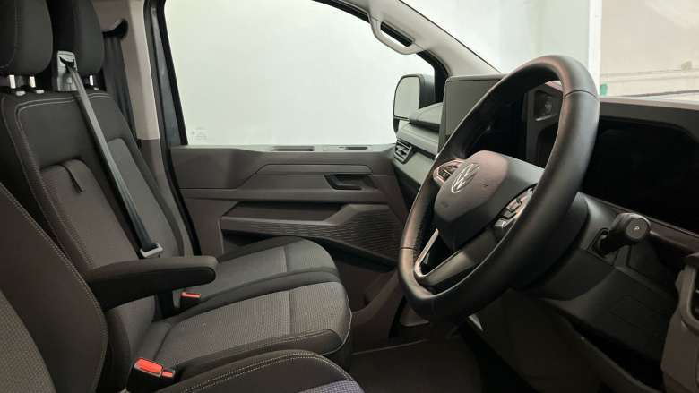 Volkswagen Transporter T32 Swb Electric 160kW 65kWh Commerce Pro Van Auto